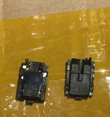 华为手机耳机插孔更换教程（华为手机耳机插孔故障处理与维修指南）