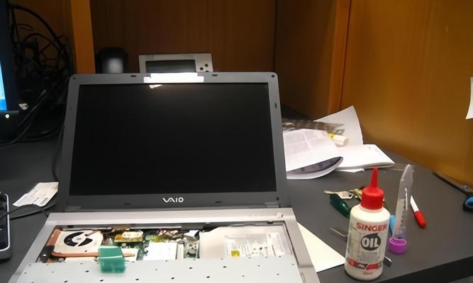 打印机引发电脑蓝屏故障的原因及解决方法（揭示打印机与电脑蓝屏之间的密切关系，有效解决故障）